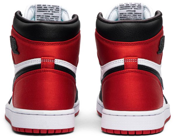 Air Jordan 1 Retro High Satin Black Toe